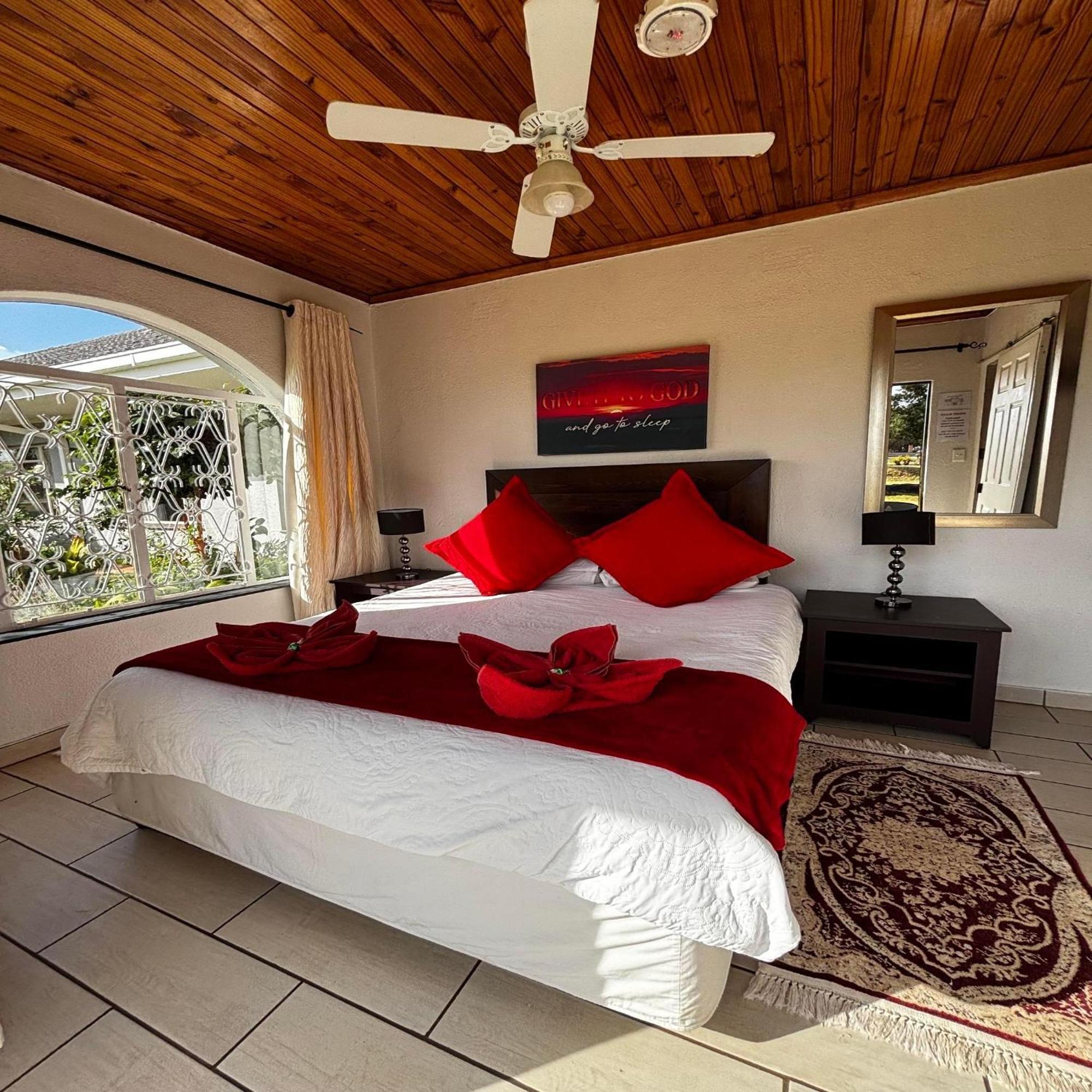 Aloe Tree Guest House 크루거스도프 객실 사진