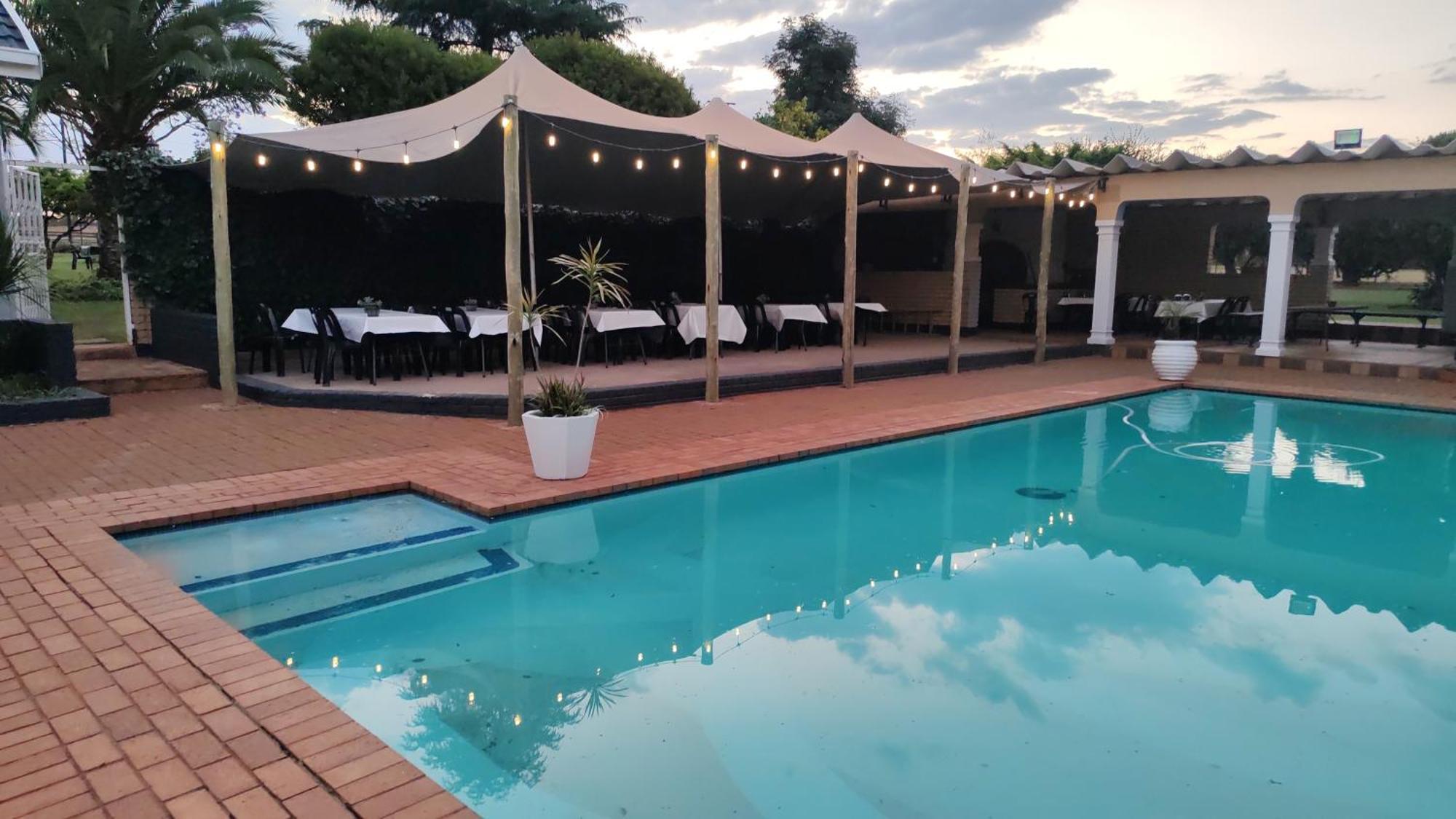 Aloe Tree Guest House 크루거스도프 외부 사진